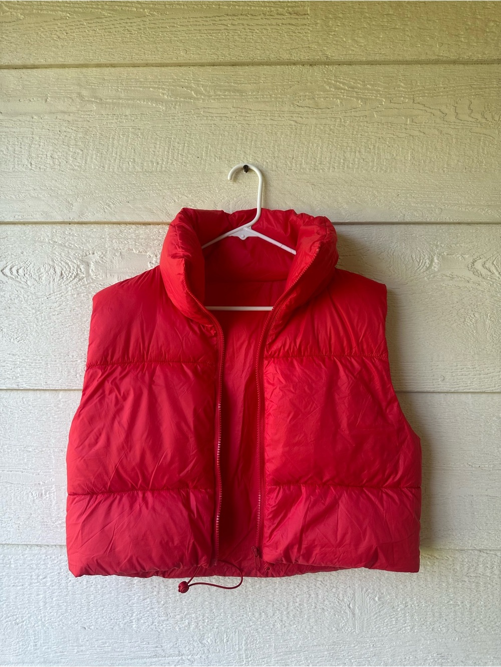 Red puffer vest - Picture 2 of 5